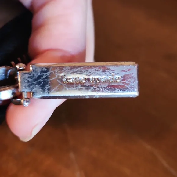 Kate Spade Elegant White and Gray Wallet - Picture 12 of 12